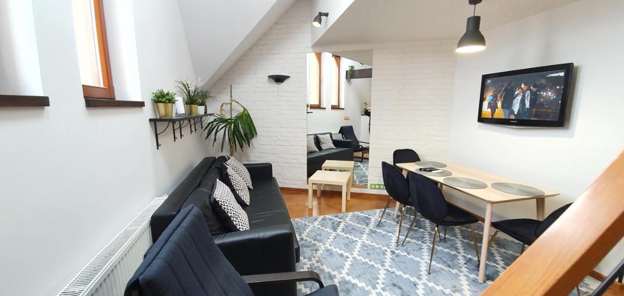 Apartment Split Level
